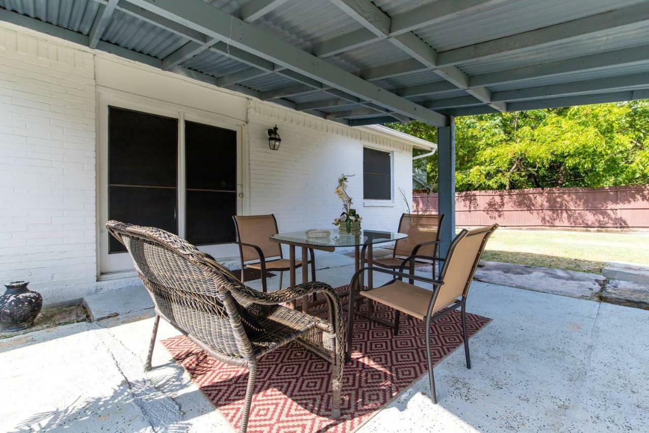 Oasis Near Dfw Airport With Mediterranean Setting Irving Exterior foto